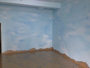 台中房屋修繕，室內牆面粉刷雲朵彩繪